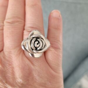 Sterling Silver Rose Flower Statement Ring - Silver